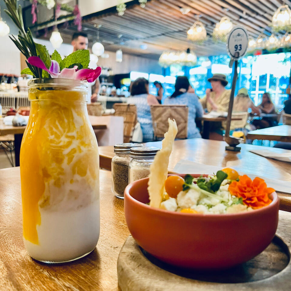 Lunch o'clock at Ojo de Agua, Brickell.